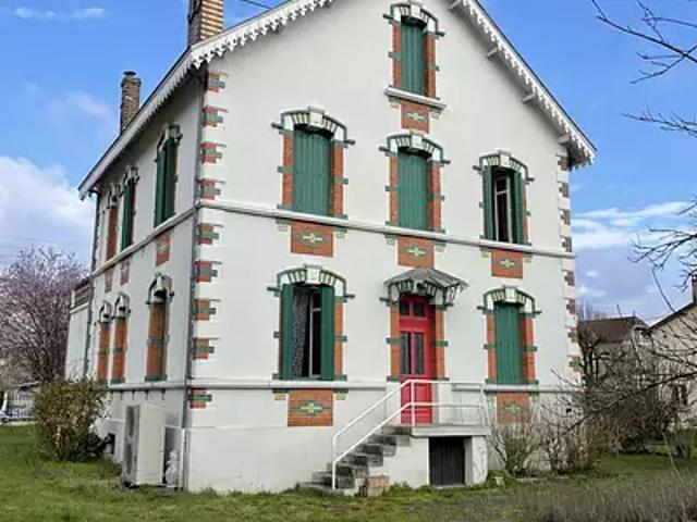 Saint Astier 24110 Achat / Vente maison 7 pièces t7 terrasse