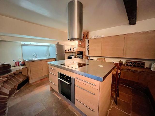 Saint AUBIN 2 pas Jean JAURES chartreuse T3/4 109m² utiles