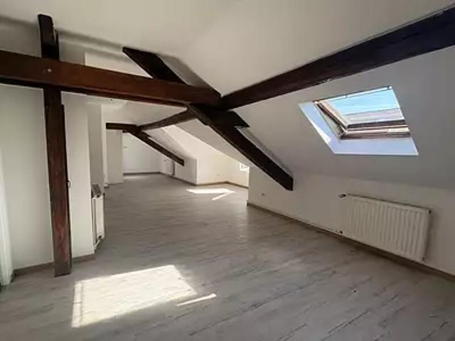 Saint Avold 57500 Location appartement 3 pièces t3 au dernier étage terrasse