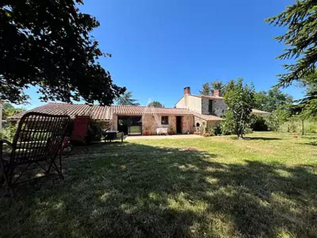 Saint Avaugourd des Landes 85540 Achat / Vente maison 6 pièces t6 au dernier étage