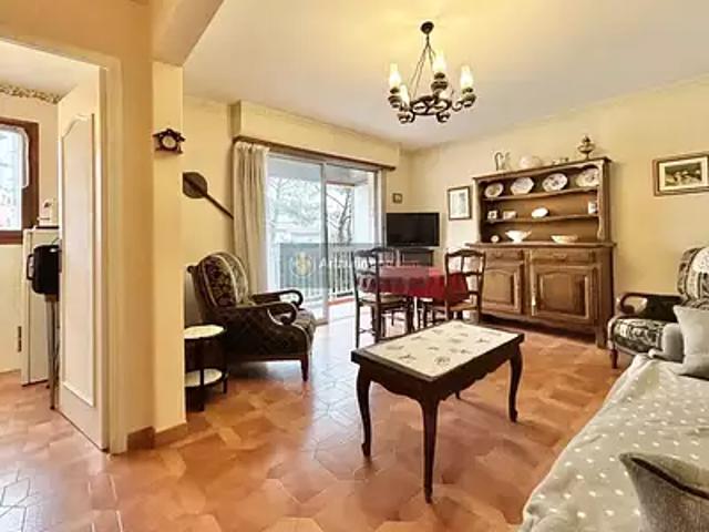 Saint Aygulf 83370 Achat / Vente appartement 2 pièces t2 cave