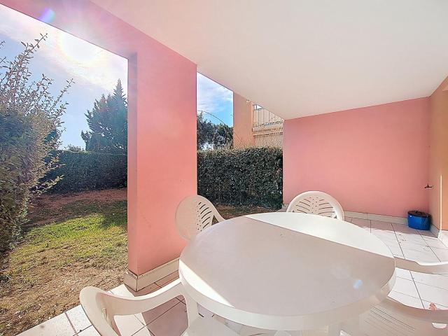 Saint Aygulf, T2, proche mer, parking, cave, piscine 34m² Saint Aygulf