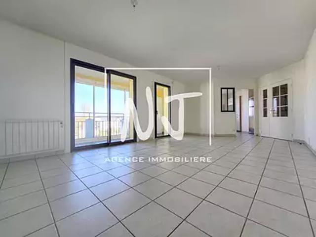 Saint Barthélemy d'Anjou 49124 Location appartement 4 pièces t4 cave parking