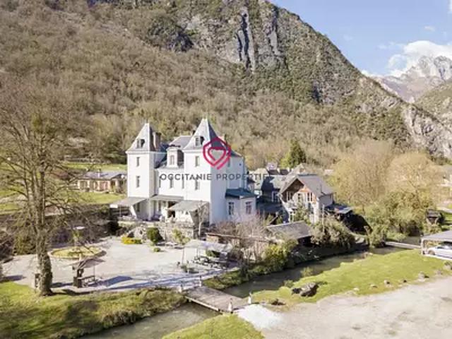 Saint Béat Lez 31440 Achat / Vente maison 29 pièces t29 piscine