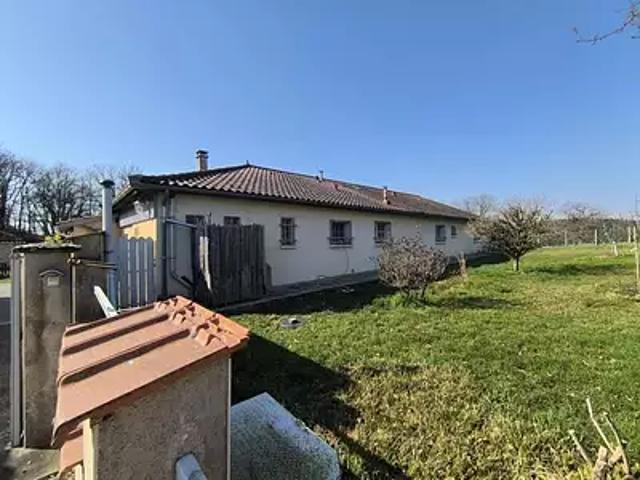 Saint Bressou 46120 Achat / Vente maison 5 pièces t5 parking