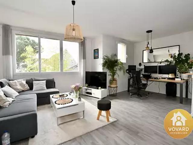 Saint Brice sous Forêt 95350 Achat / Vente appartement 2 pièces t2 au dernier étage parking