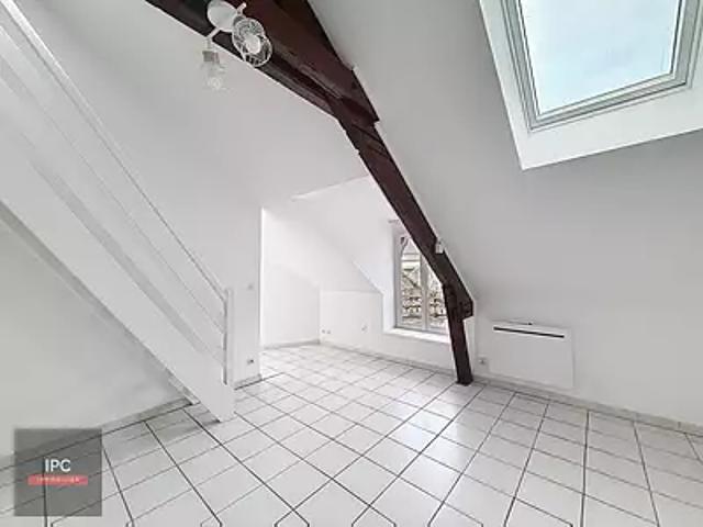Saint Brice sous Forêt 95350 Location appartement 2 pièces t2 au dernier étage