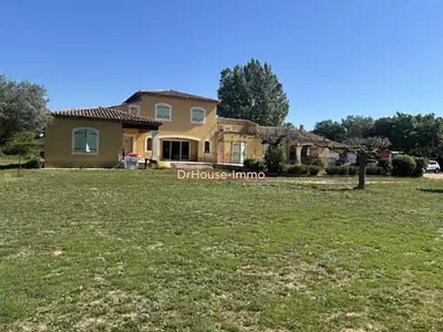 Saint Cannat 13760 Achat / Vente maison 10 pièces t10 terrasse