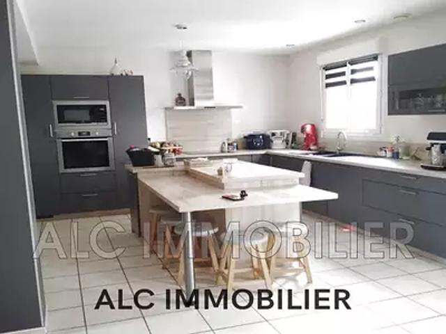 Saint Calais du Désert 53140 Achat / Vente maison 9 pièces t9