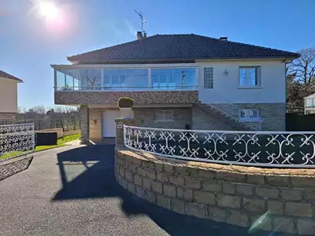 Saint Céré 46400 Achat / Vente maison 6 pièces t6 terrasse parking