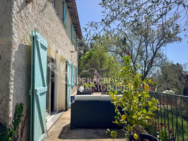 Saint Cézaire sur Siagne – maison avec piscine