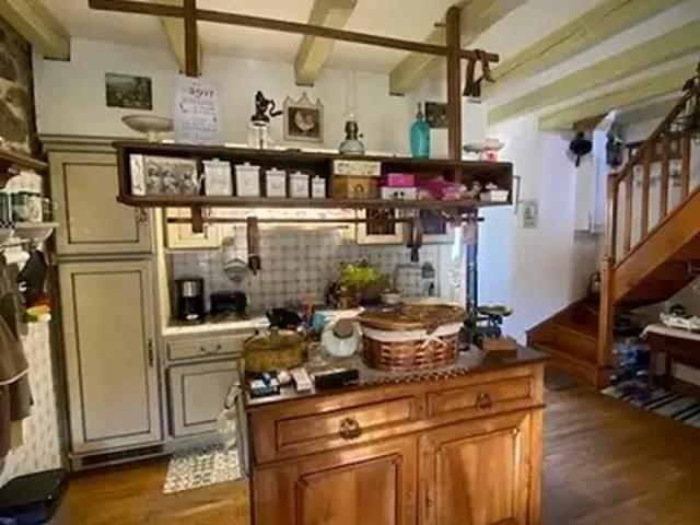 Saint Chamant 15140 Achat / Vente maison 3 pièces t3 jardin terrasse