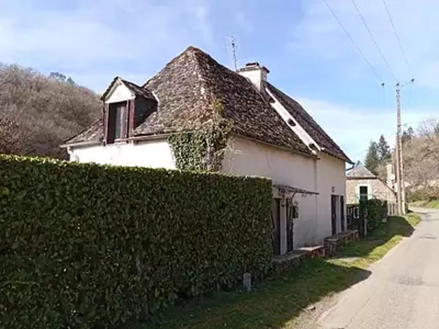 Saint Chamant 19380 Achat / Vente maison 4 pièces t4 au dernier étage parking