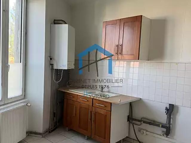 Saint Chamond 42400 Location appartement 3 pièces t3