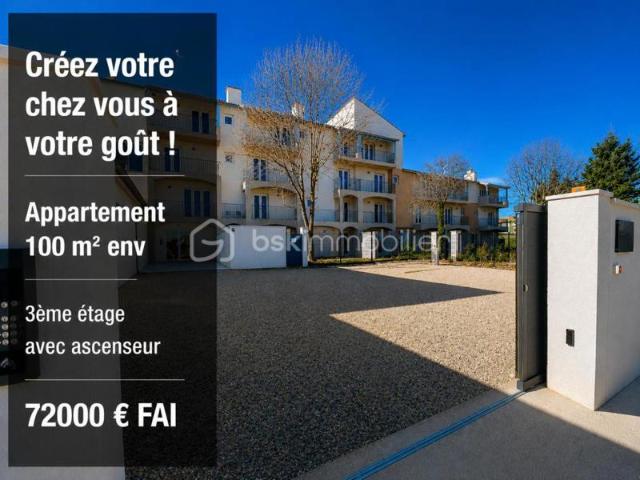 SAINT CHRISTOL 84 Créez votre T3 sur mesure ! Plusieurs plateaux bruts disponibles avec balcon et parkings privatifs dans une résidence entièrement rénovée