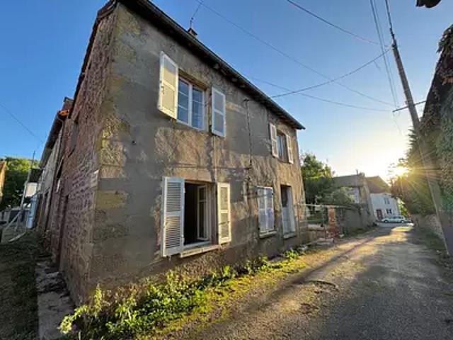 Saint Christophe en Brionnais 71800 Achat / Vente maison 4 pièces t4