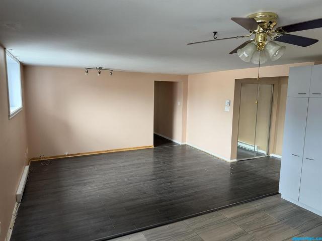 Saint Constant – Appartement 4 1/2 à louer – Demi sous sol – Calme et paisible – Accès terrain et accès terrasse