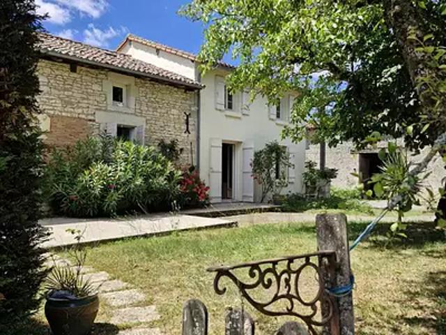Saint Coutant 16350 Achat / Vente maison 6 pièces t6