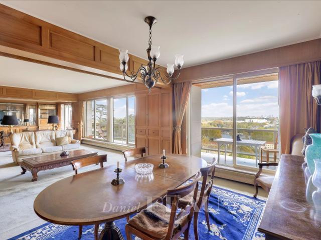 Saint Cloud Vue tour Eiffel Appartement familial et de r. 165m² Saint Cloud