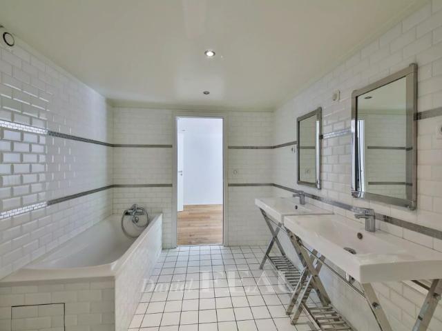 Saint Cloud Duplex non meublé, 4 chambres