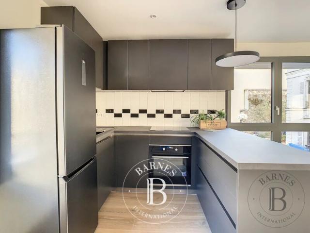 Saint Cloud, Maison 3 Chambres 111 m² en location