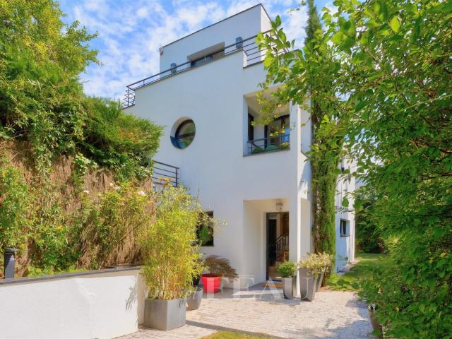 Saint Cloud Maison d'architecte 4 chambres. 190m² Saint Cloud