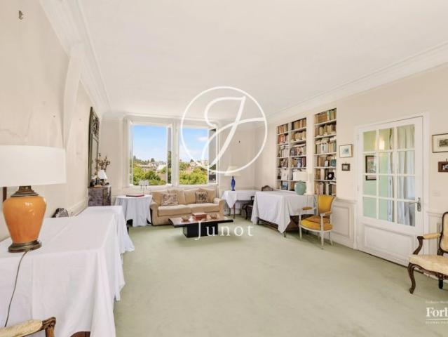 Saint Cloud PARC DE MONTRETOUT Appartement de 154 m²