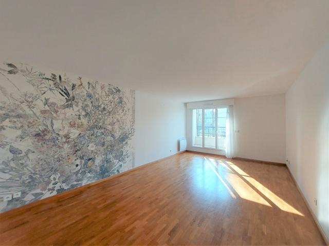 Saint Cloud Quartier Montretout Appartement 4 pièces vide 93,24 m² 2 833 € CC