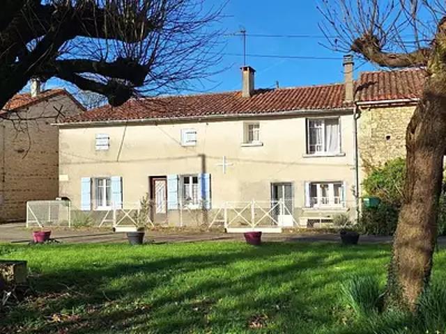 Saint Claud 16450 Achat / Vente maison 5 pièces t5
