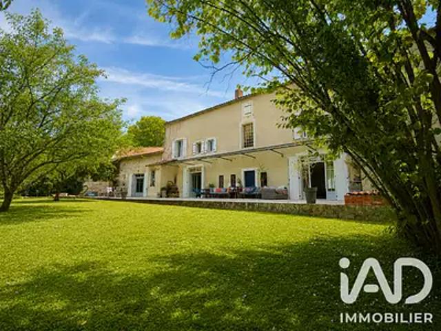 Saint Claud 16450 Achat / Vente maison 8 pièces t8 terrasse