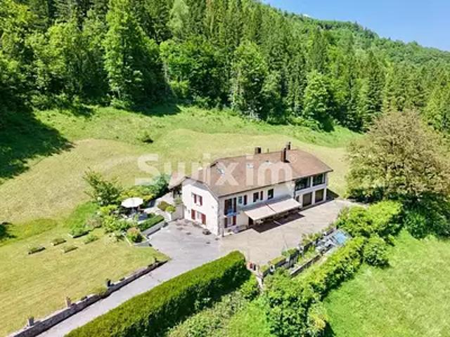 Saint Claude 39200 Achat / Vente maison 11 pièces t11