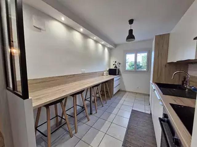 Saint Clair du Rhône 38370 Location appartement 3 pièces t3 terrasse parking