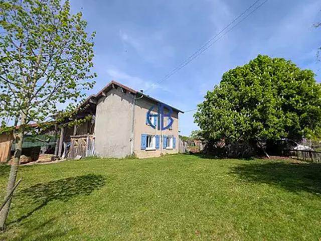 Saint Clair sur Galaure 38940 Achat / Vente maison 7 pièces t7 au dernier étage cave