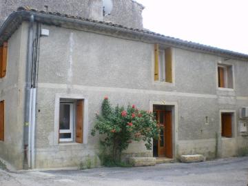 SAINT CLEMENT Maison de village de type F3 de 75m²