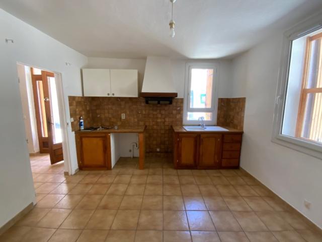 SAINT CLEMENT Maison de village de type F3 de 75m²