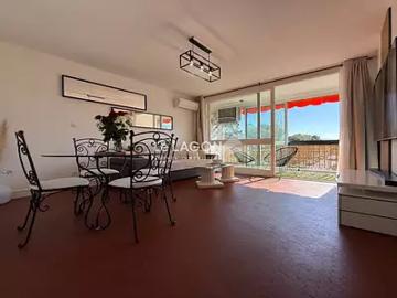 Saint Cyprien 66750 Achat / Vente appartement 3 pièces t3 au dernier étage terrasse