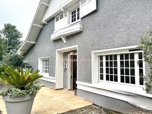 Saint Cyr au Mont d'Or 69450 Achat / Vente maison 11 pièces t11 piscine
