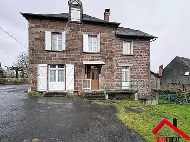 Saint Cyr la Roche 19130 Achat / Vente maison 7 pièces t7 jardin