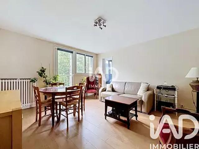 Saint Cyr l'Ecole 78210 Achat / Vente appartement 3 pièces t3 au dernier étage parking