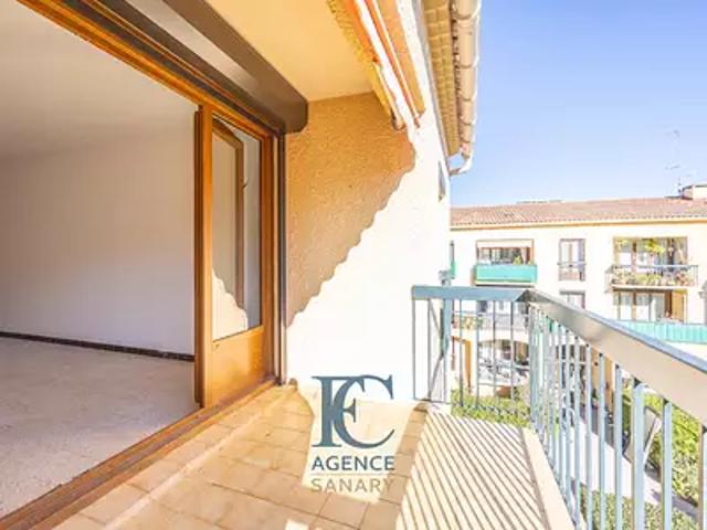 Saint Cyr sur Mer 83270 Achat / Vente appartement 4 pièces t4 au dernier étage