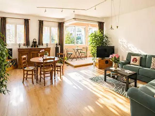 Saint Denis 93200 Achat / Vente appartement 5 pièces t5 au dernier étage