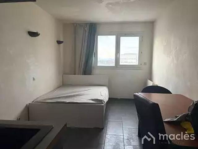 Saint Denis 93200 Achat / Vente appartement 1 pièce t1