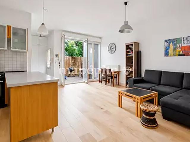 Saint Denis 93200 Achat / Vente appartement 2 pièces t2 jardin