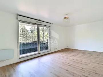 Saint Denis 93200 Achat / Vente appartement 3 pièces t3 parking