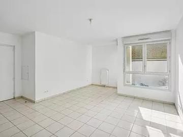 Saint Denis 93200 Achat / Vente appartement 3 pièces t3 parking