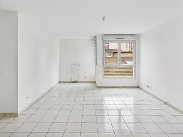 Saint Denis 93200 Achat / Vente appartement 3 pièces t3 parking