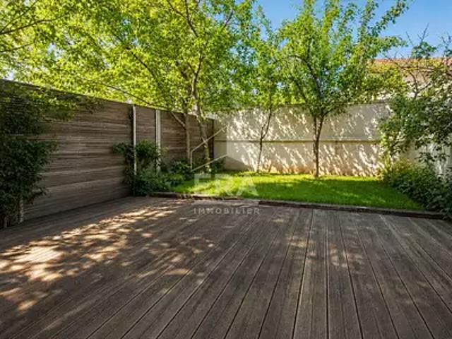 Saint Denis 93200 Achat / Vente maison 4 pièces t4 au dernier étage terrasse