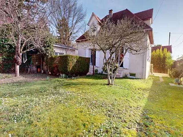 Saint Denis 93200 Achat / Vente maison 6 pièces t6 terrasse cave