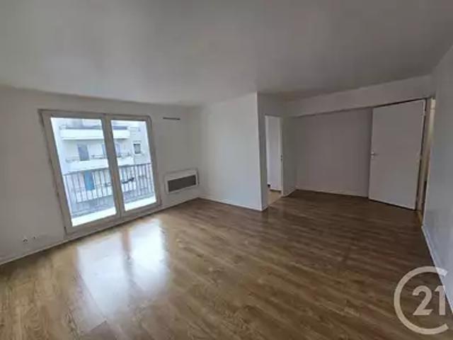 Saint Denis 93210 Location appartement 3 pièces t3 balcon