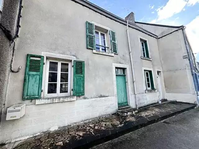 Saint Denis de Jouhet 36230 Achat / Vente maison 7 pièces t7 au dernier étage
